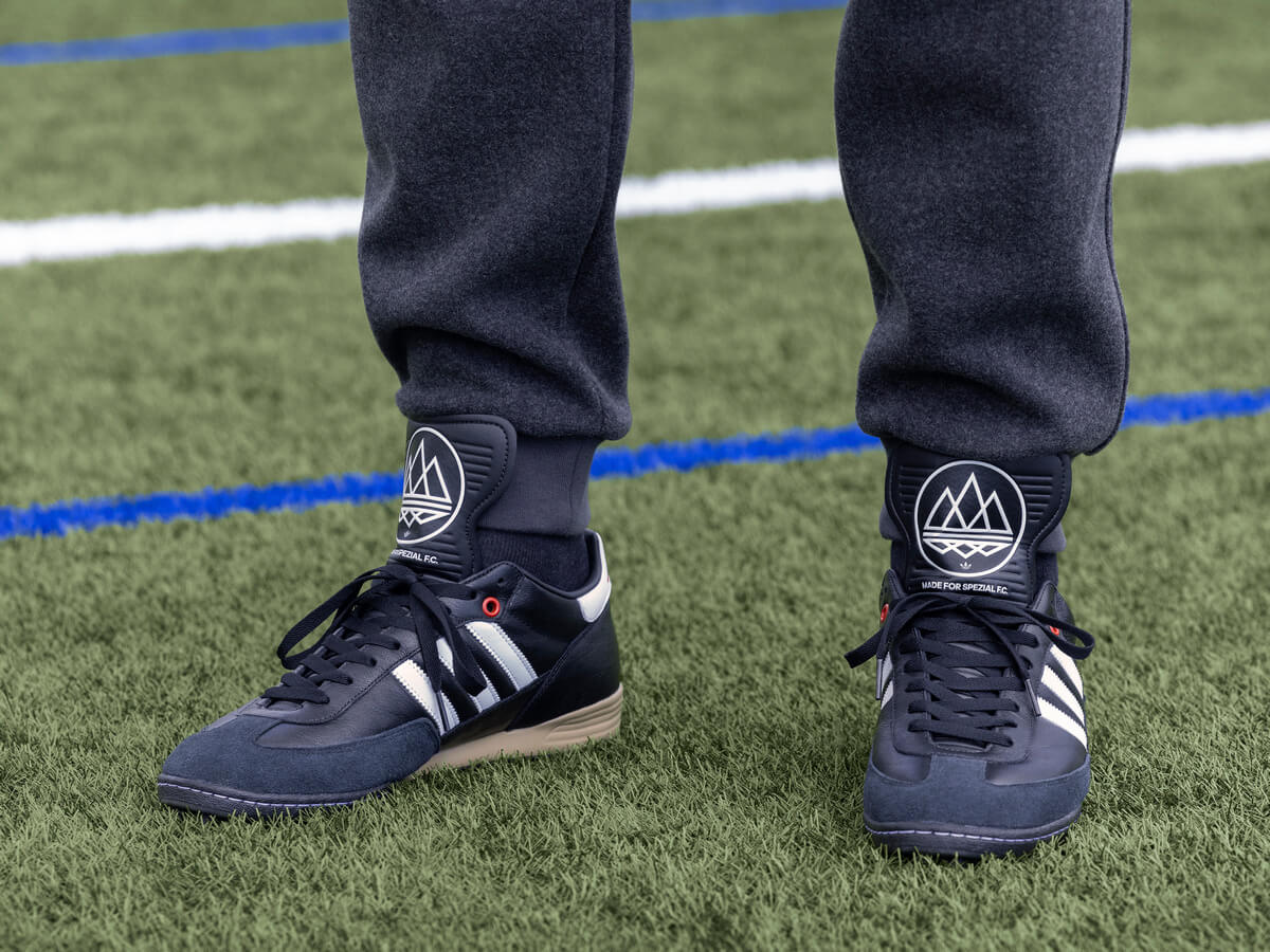 adidas Spezial Mundial Team SPZL F.C. TF - Core Black / Cloud White / Silver Metallic - IE9095