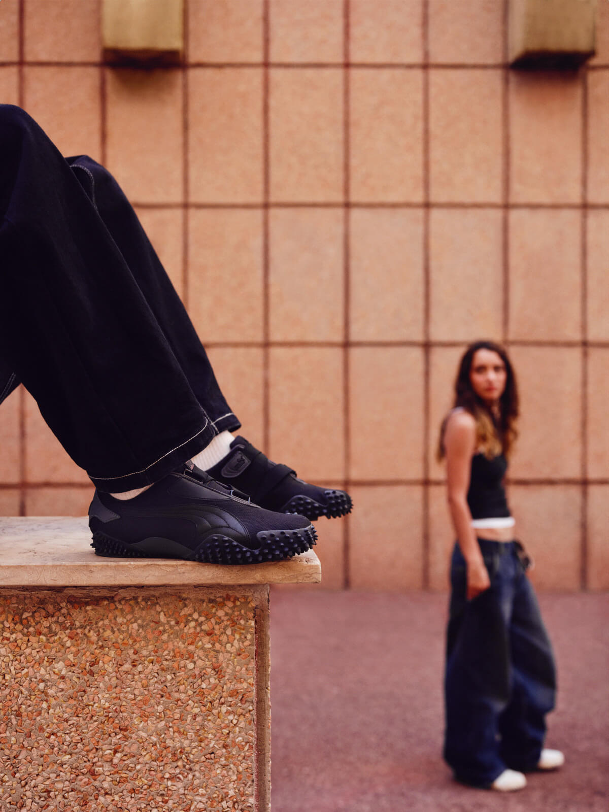 PUMA Mostro Archive Black & White