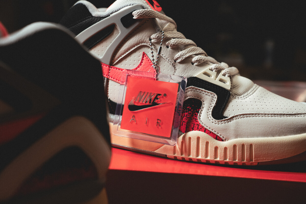 Nike Air Tech Challenge 'Hot Lava' - Phantom/Hot Lava/Black/Silver/Pale Ivory - FZ9033-001