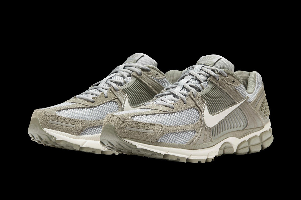 Nike Zoom Vomero 5 - Dark Stucco/Light Smoke Grey/Phantom - HF1553-002