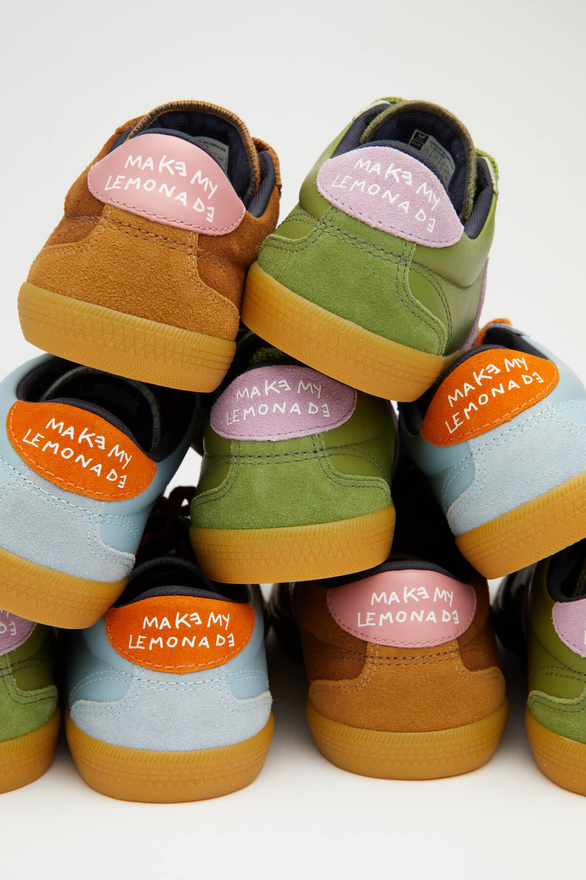 VEJA x Make My Lemonade – Neue Farbstellungen auf dem Volley
