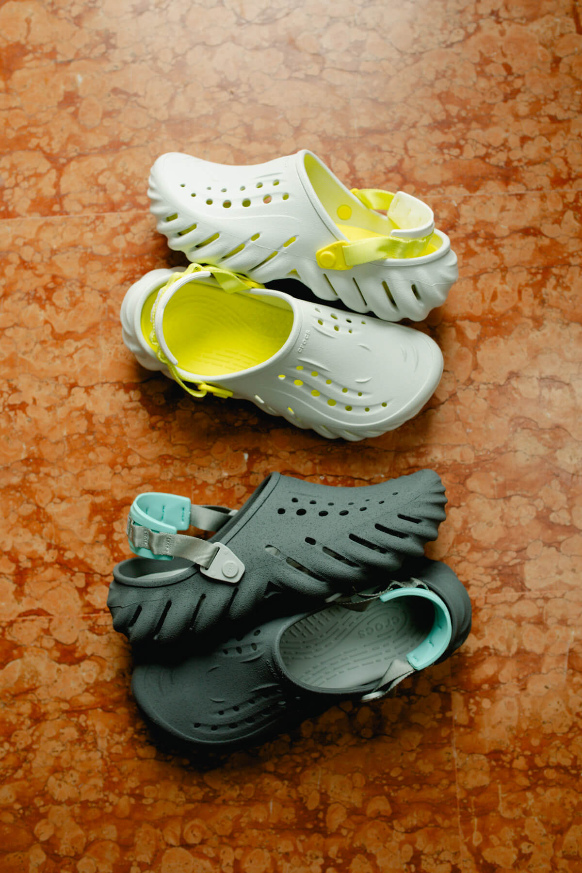 CROCS Echo Clogs
