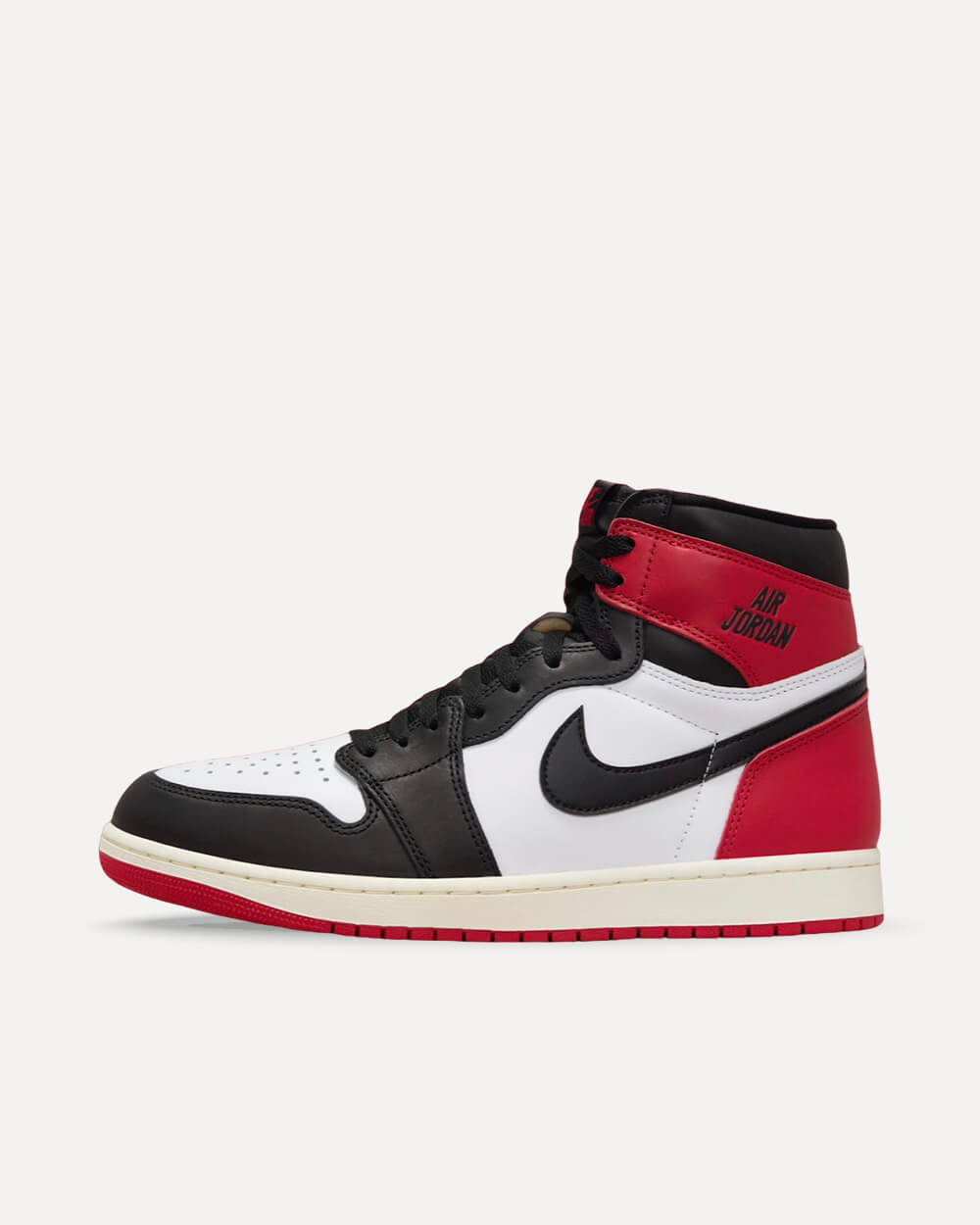 Nike Air Jordan 1 High OG „Black Toe Reimagined“