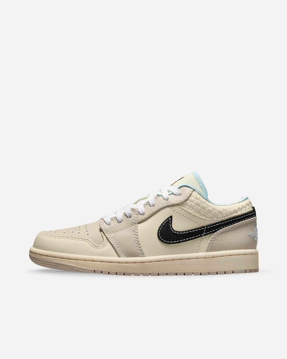 Nike Air Jordan 1 Low „Sanddrift“