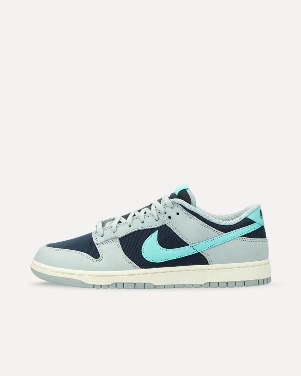 Nike Dunk Low Retro Premium „Green Frost“