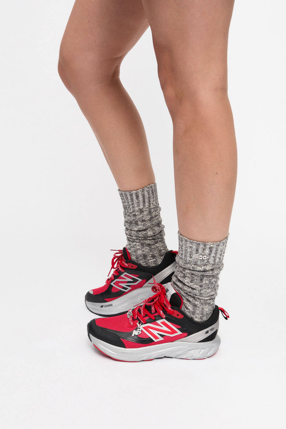 New Balance x GANNI Fresh Foam Trainer UTRNGN - Racing Red/Black - UTRNGN