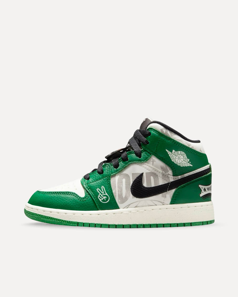 Nike Air Jordan 1 Mid „Overbranded“