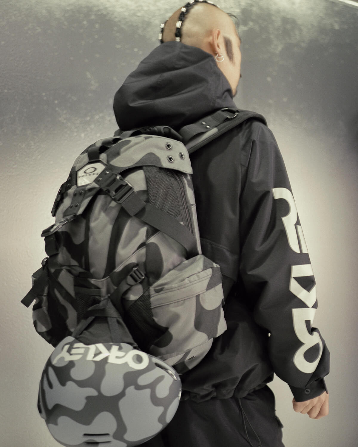 Oakley x Palace - Snow Collaboration HO24