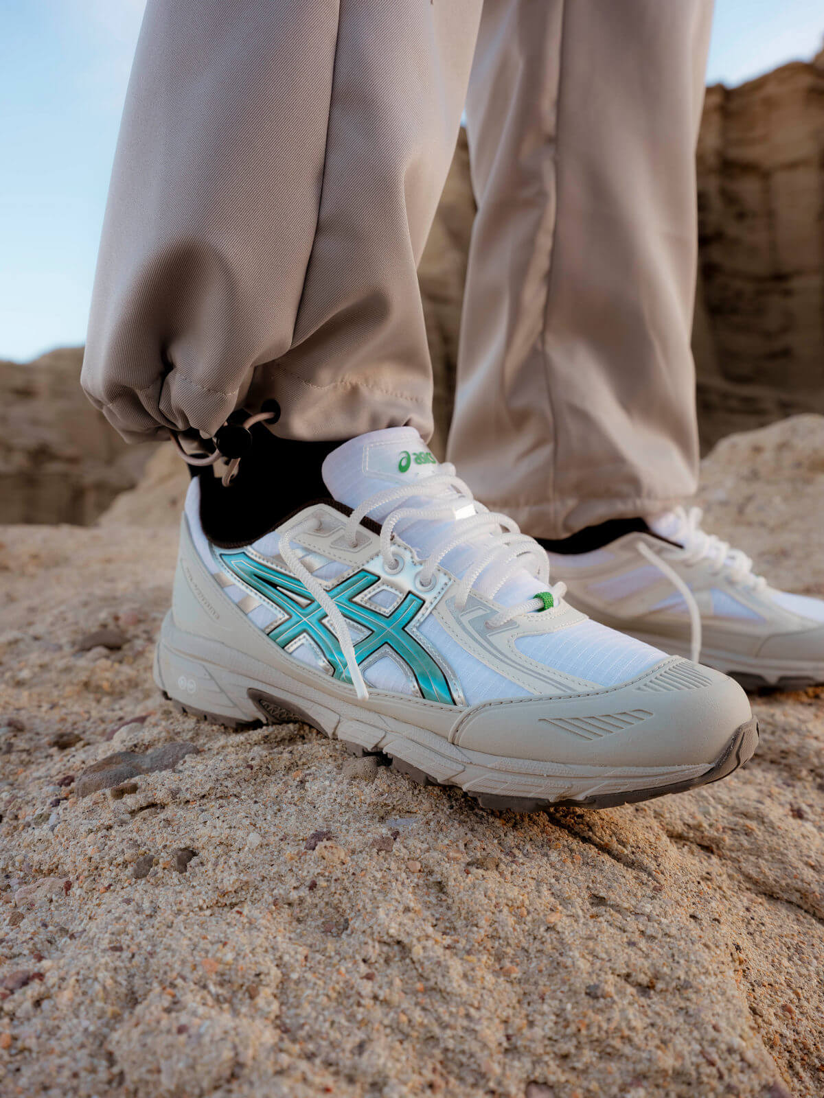 ASICS x HIDDEN NY GEL-VENTURE 6 SHIELD - White/Wasabi - 1203A778-24-V1