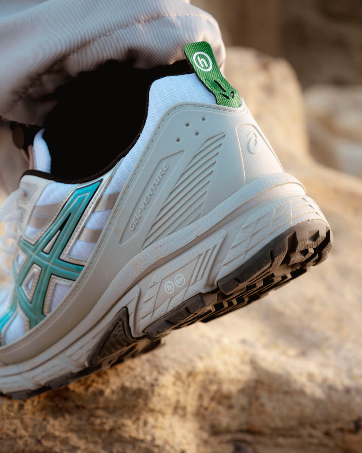 ASICS x HIDDEN NY GEL-VENTURE 6 SHIELD - White/Wasabi - 1203A778-24-V1