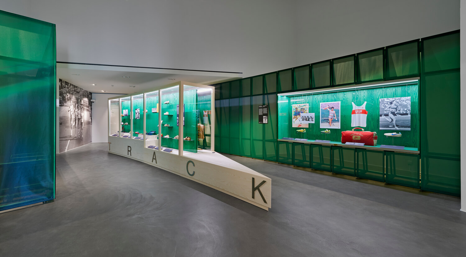 Installation view »Nike: Form Follows Motion« © Vitra Design Museum Photo: Bernhard Strauss