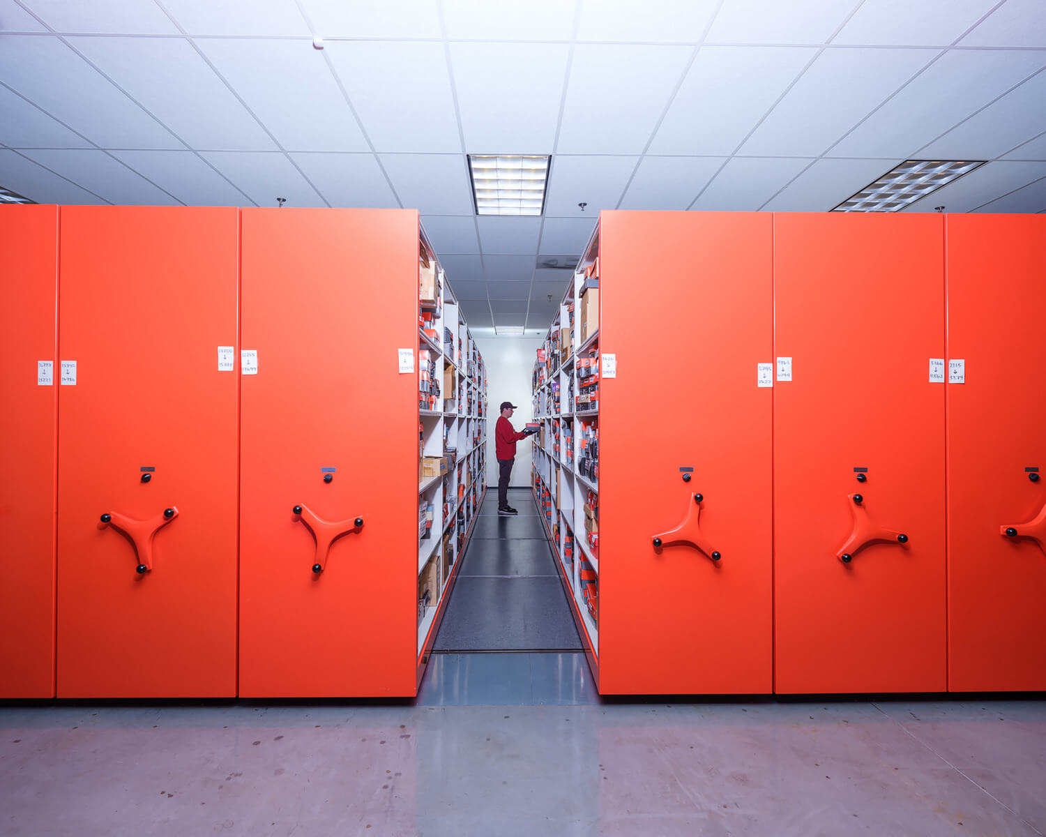 Rolling stacks, Department of Nike Archives (DNA), Beaverton, Oregon, 2024 © Nike, Inc., photo: Alastair Philip Wiper
