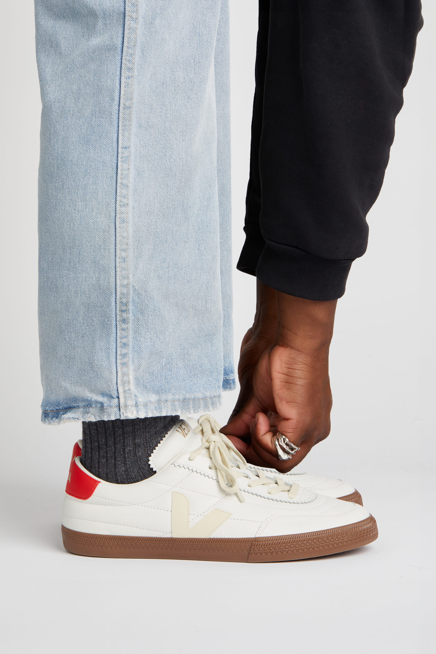 VEJA Panenka - White/Red/Gum