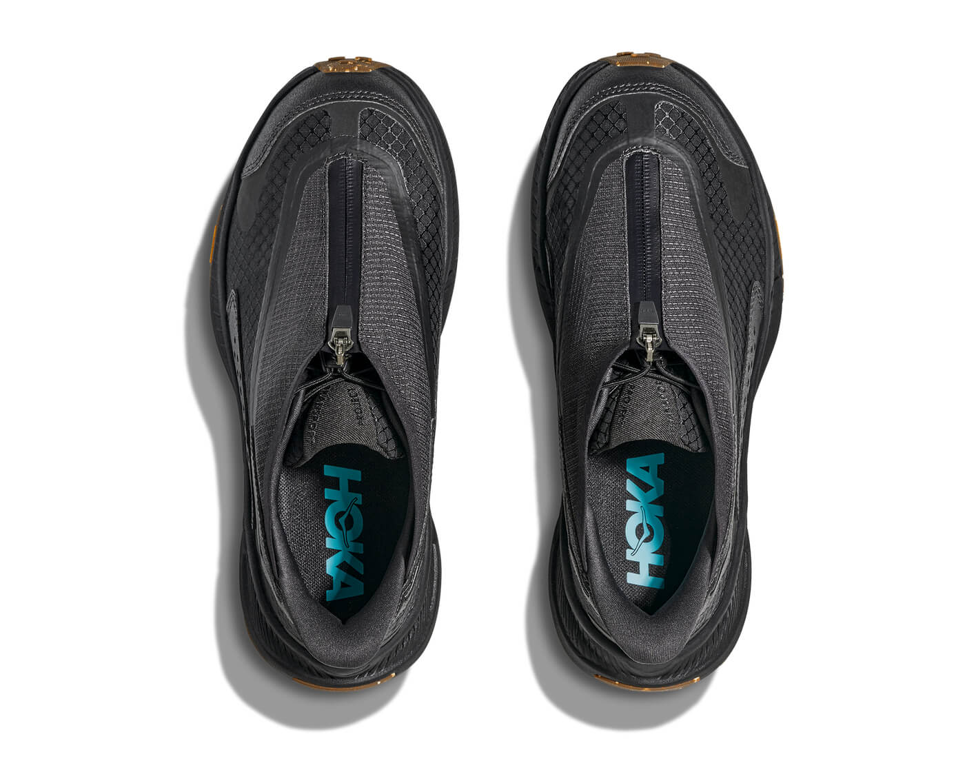 HOKA - Project Transport - Carbon Black / Black - 1162850-CRBN