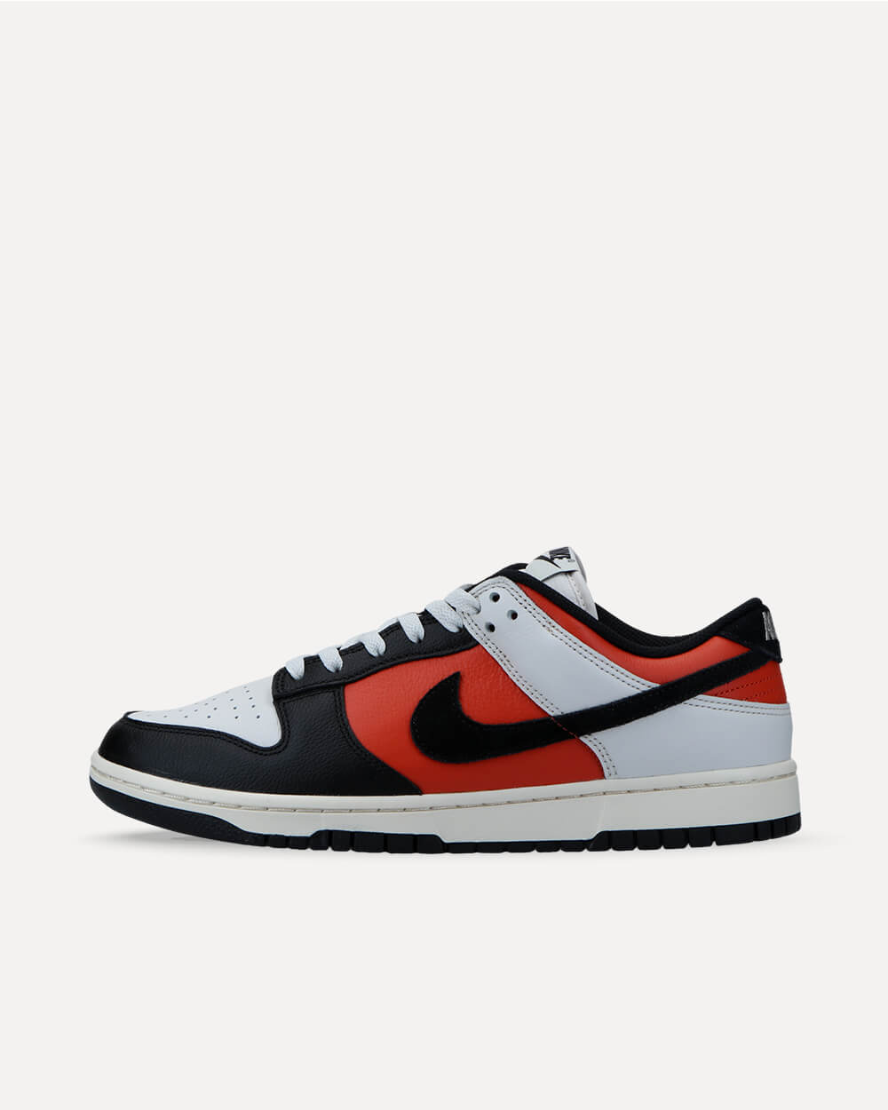 Nike Dunk Low „Vintage Coral“