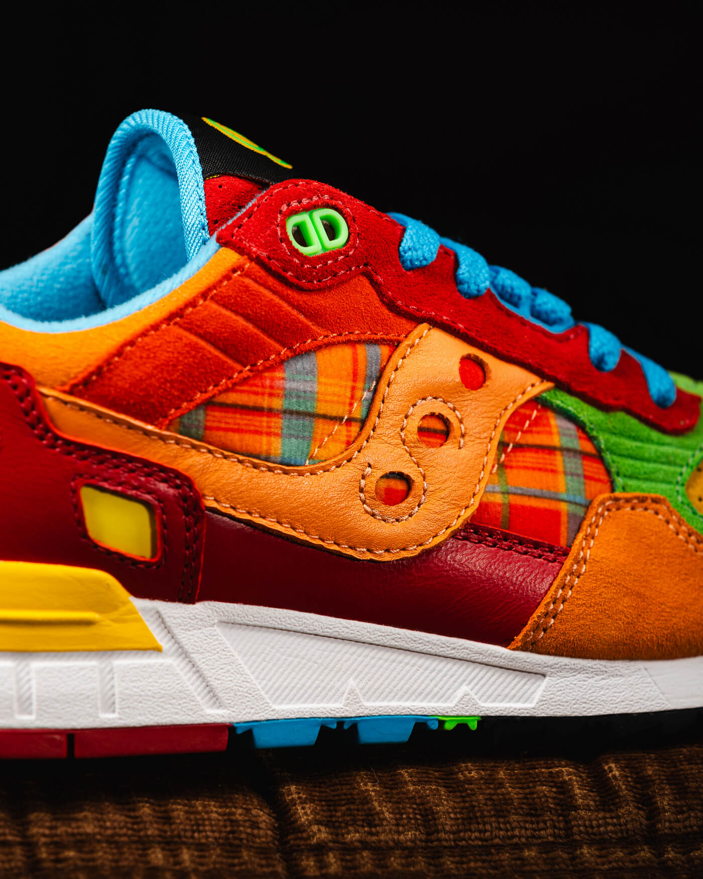 Saucony Shadow 5000 x Bisso “Bondamanjak” S70903-2