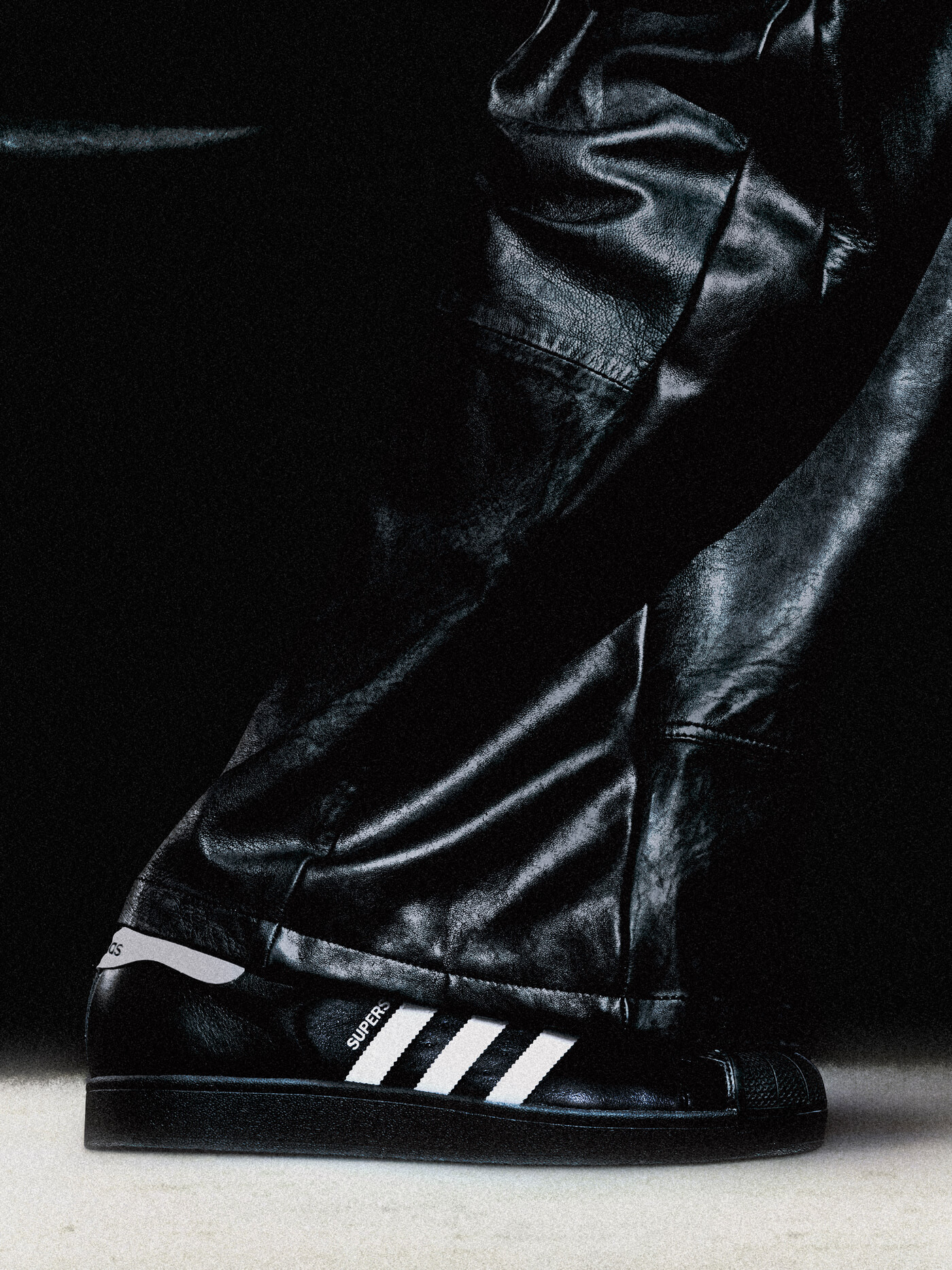 adidas Originals - Superstar II - Black / White