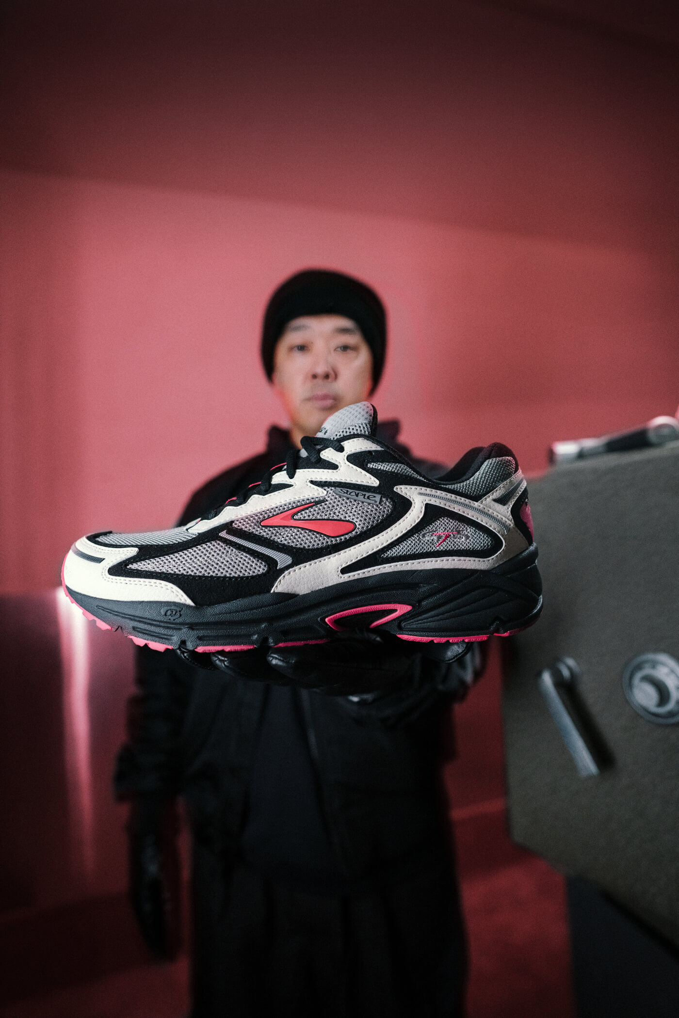 Brooks x STAPLE Adrenaline GTS 4 - Cream/Black/Red - 110485-042