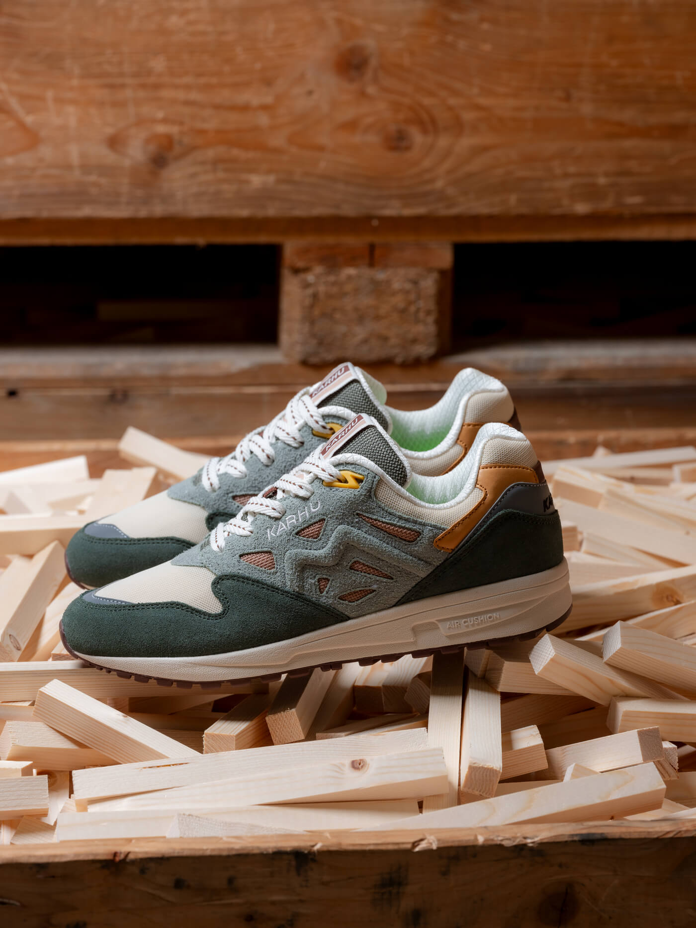 KAHRU x MÖLKKY Legacy 96 - Laurel Wreath / Warm Taupe - F806081