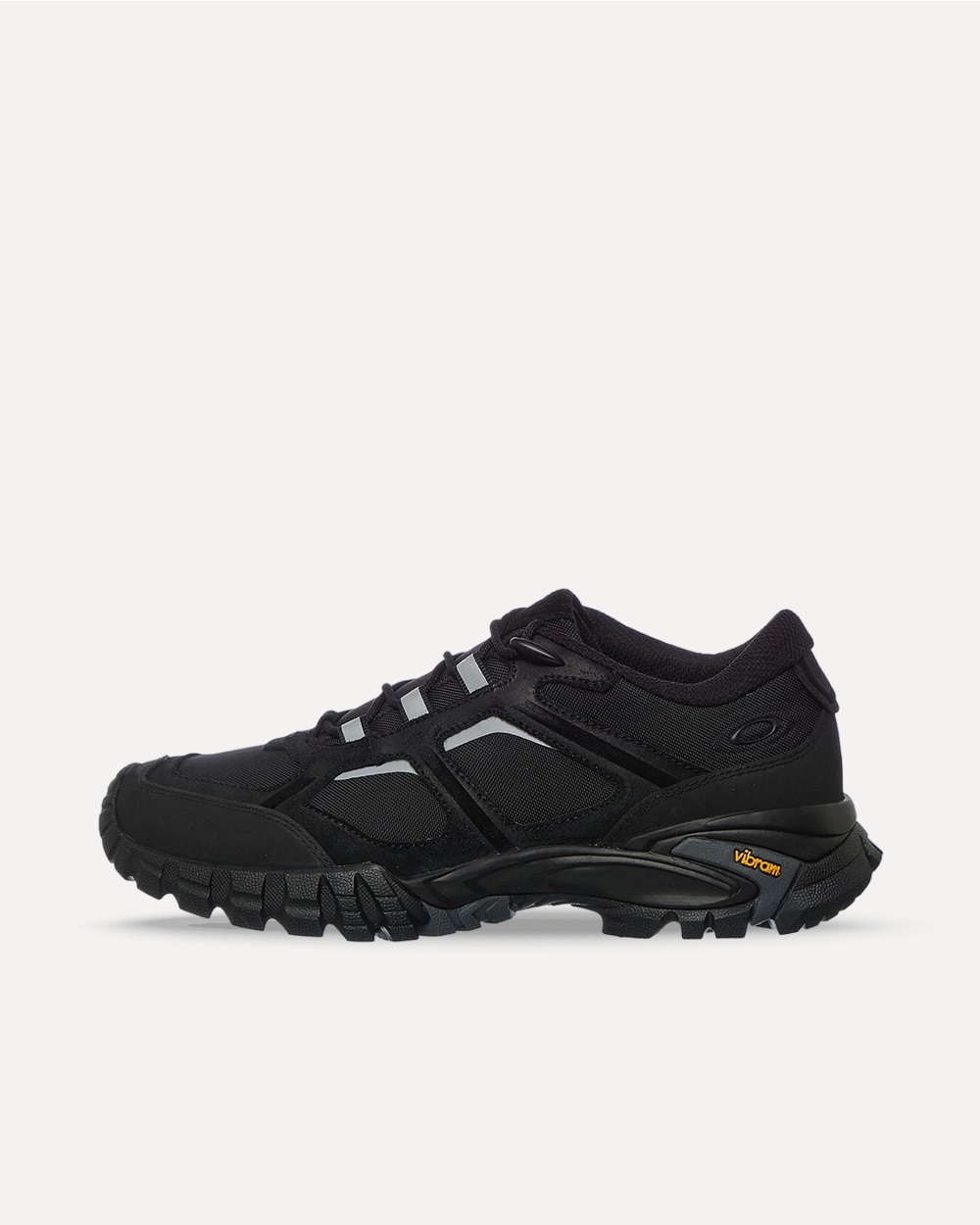 Oakley Sierra Terrain