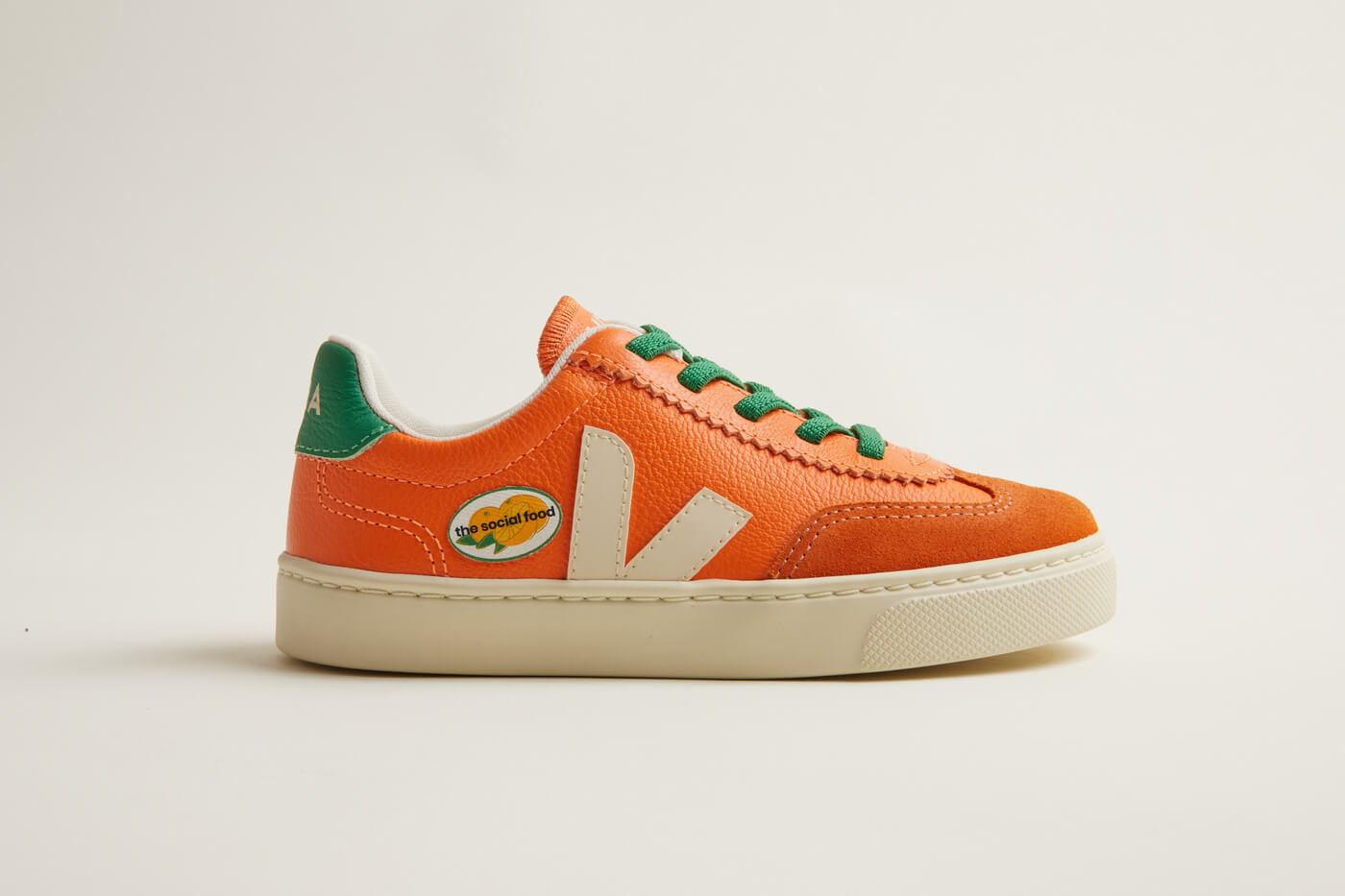 VEJA x The Social Food Small Volley Kids Sneaker - TF0520729C