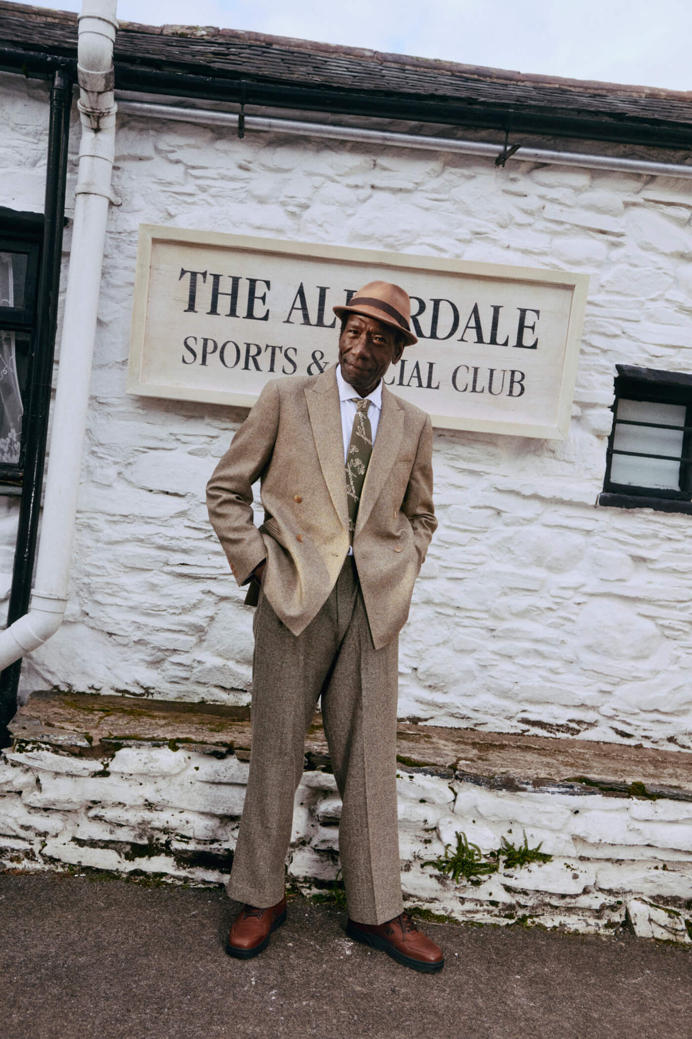 New Balance Allerdale Made in UK - Brown - UADWBRN