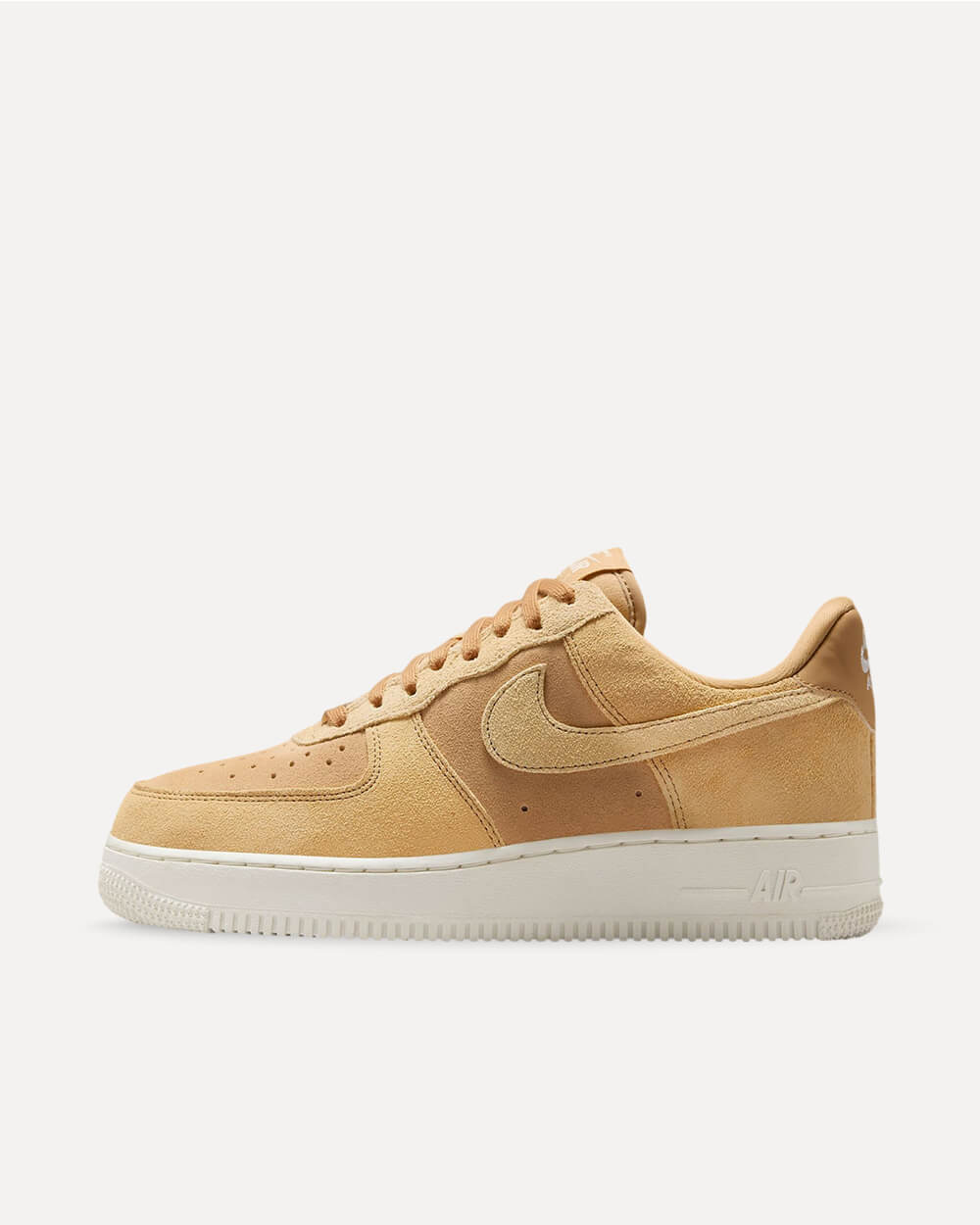 Nike Air Force 1 Low Suede „Club Gold“