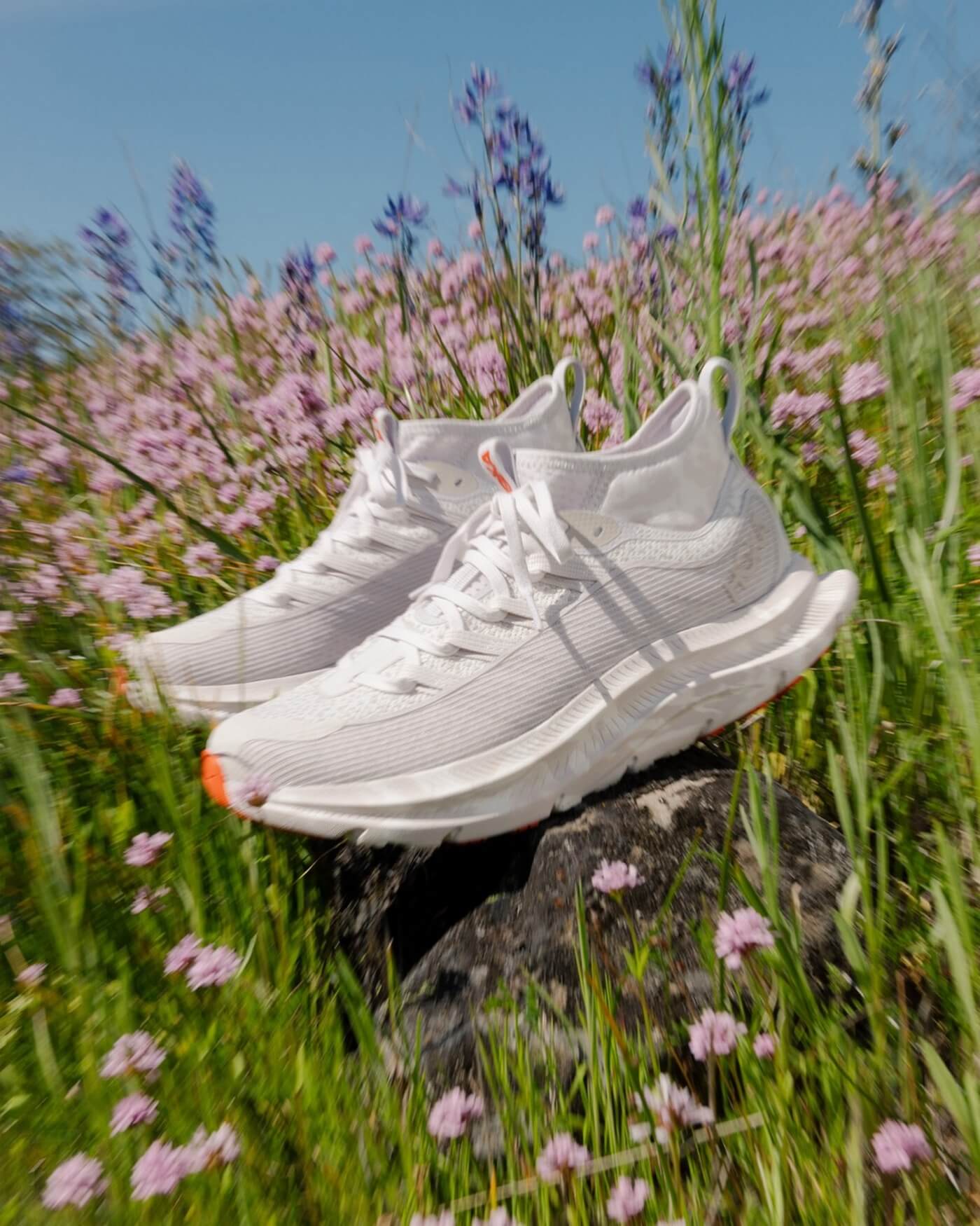 HOKA x StudioPROBA Kawana Mid - White Sand / Tangerine Tango - 1174392-WNDT