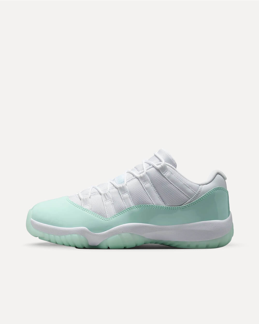 Nike Air Jordan 11 Retro Low „Igloo“