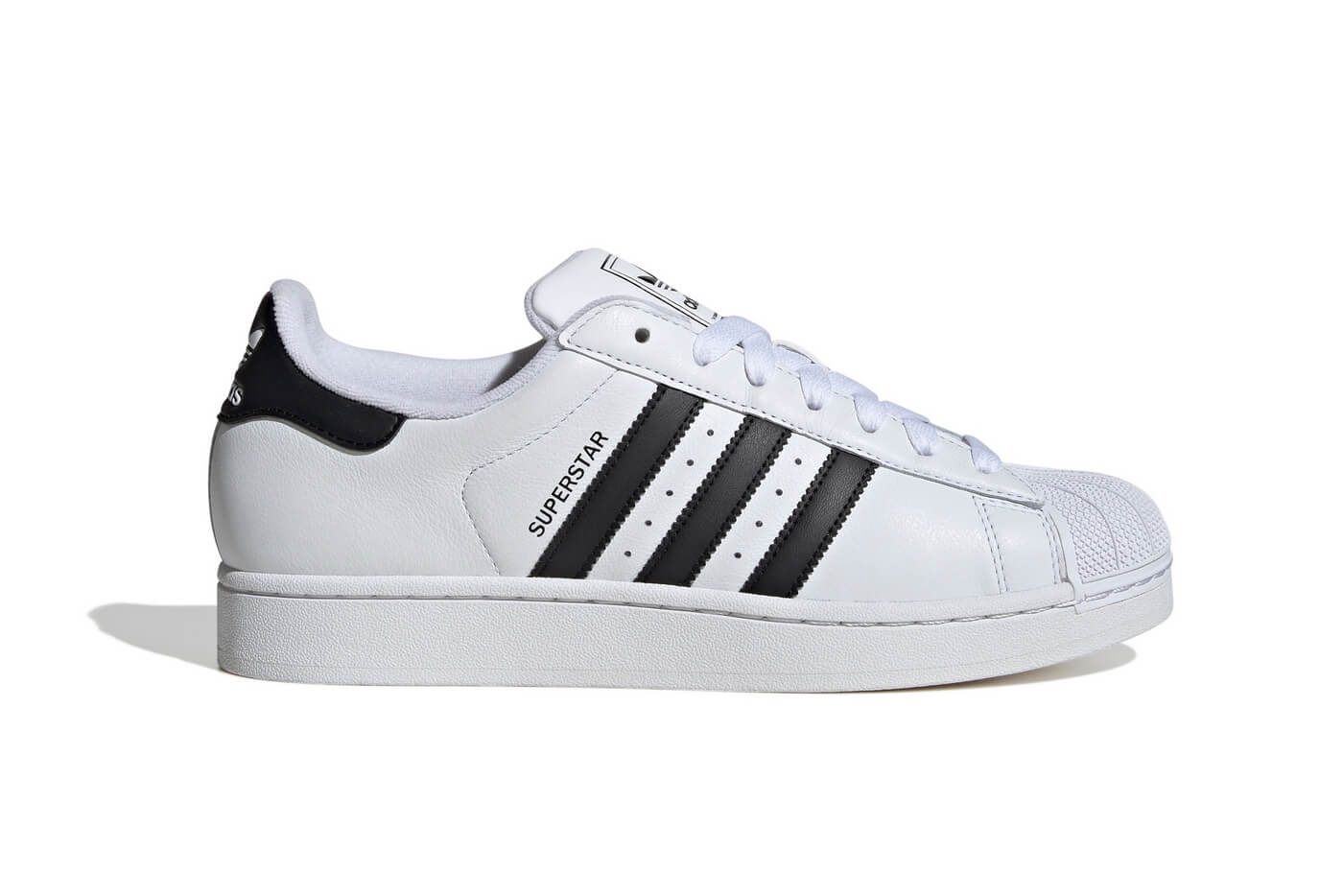 adidas Originals - Cloud White / Core Black / Cloud White - IH8659