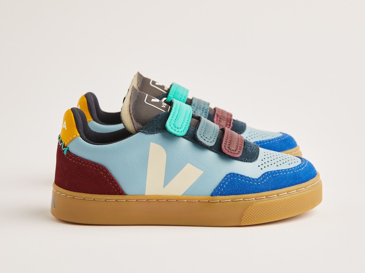 VEJA x MILK V-90