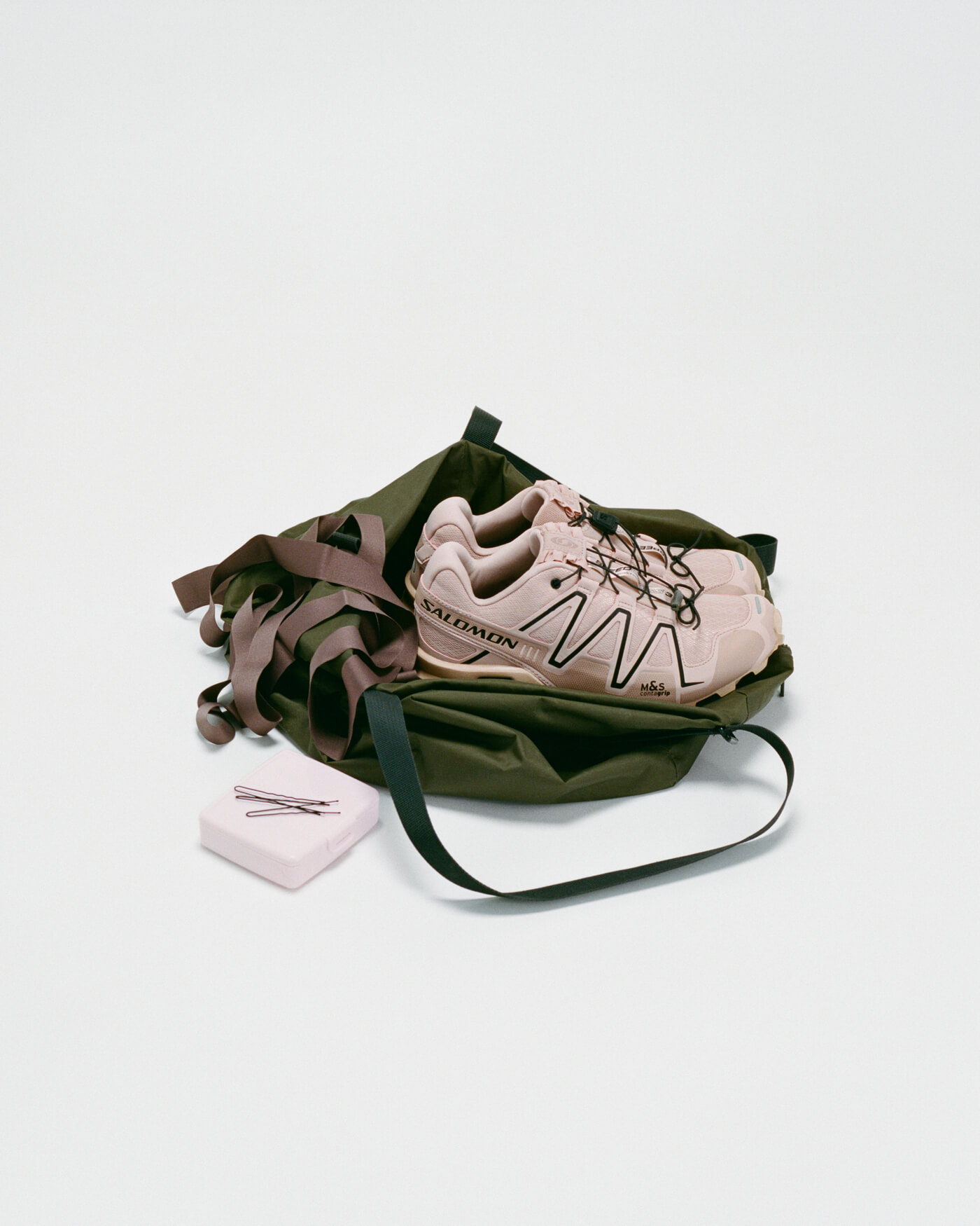 Salomon Satin Capsule - "Poetic on and off the trail"