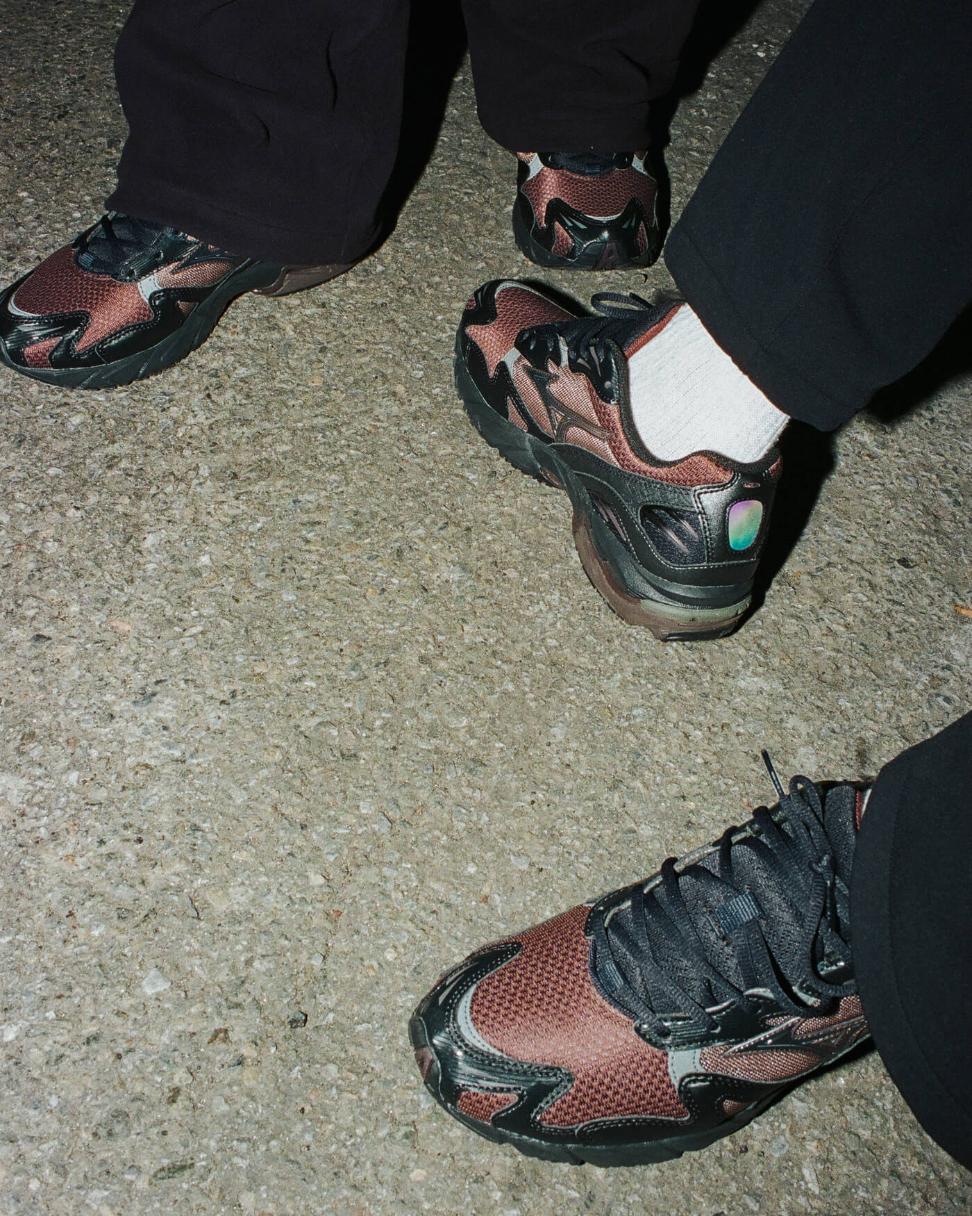 Mizuno x Vainl Archive Wave Rider 10 VA - Chocolate Brown / Black - D1GD252101