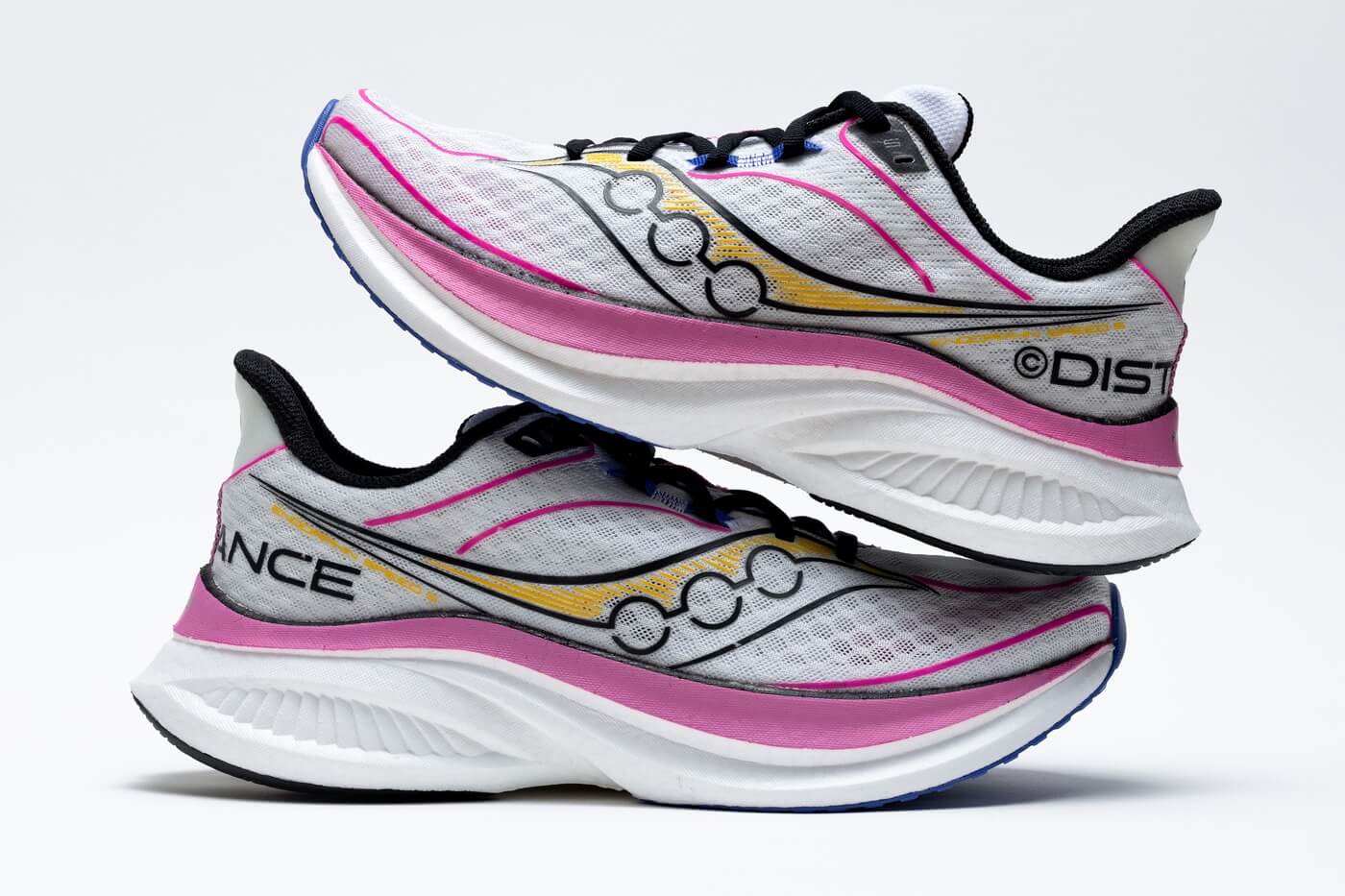 Saucony x Distance Endorphin Speed 5 - White / Pink - S31007-514