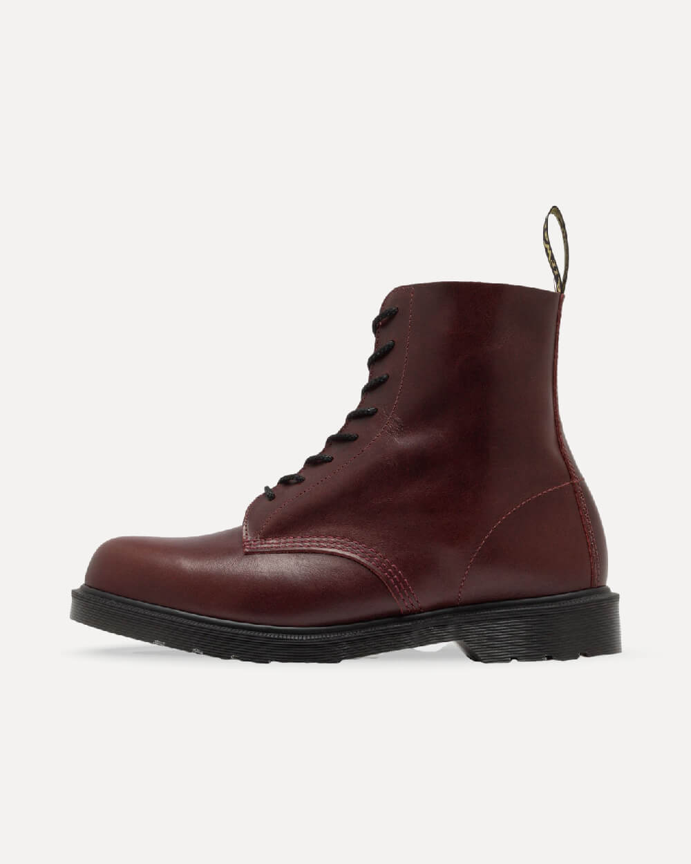 Dr. Martens 1460 Pascal 8 Eye Boot