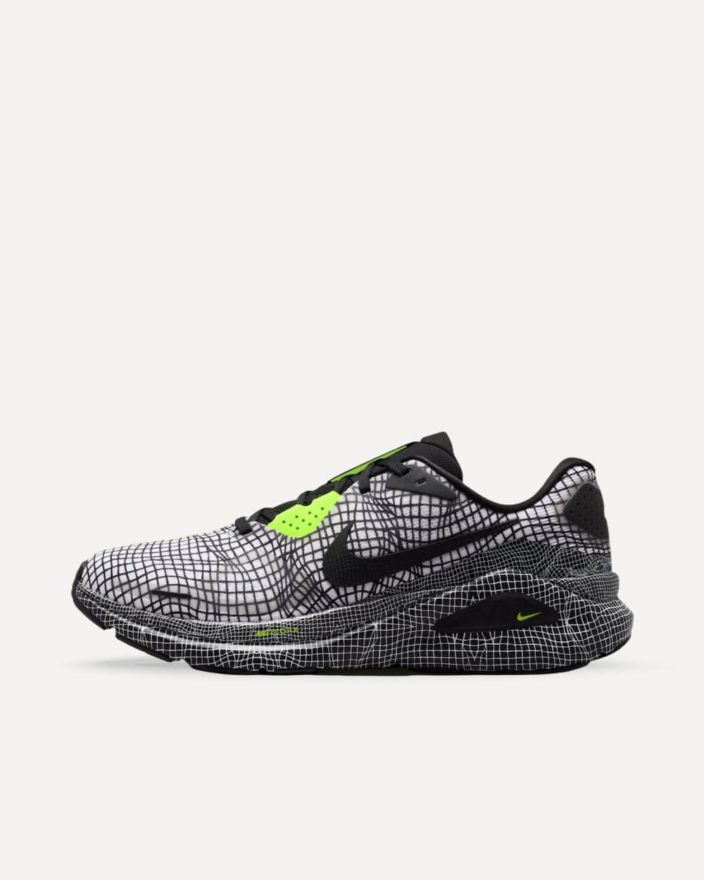 Nike Structure 26