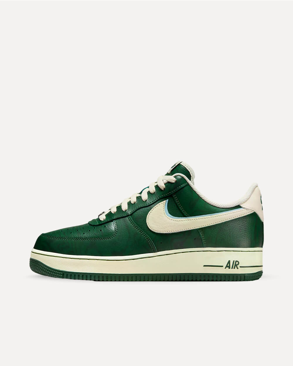 Nike x LAAMS Air Force 1 „Please Post Bills“