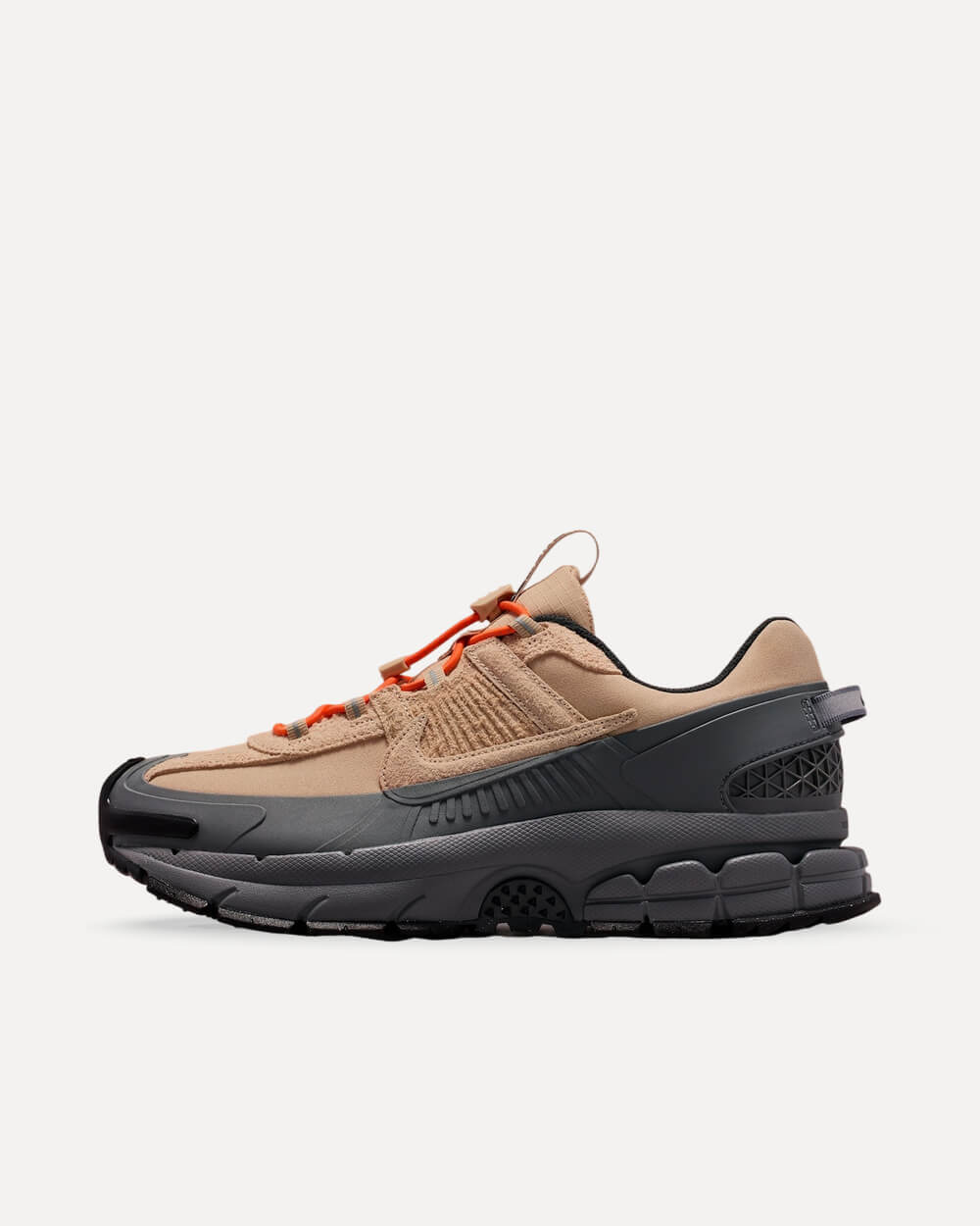 Nike Zoom Vomero 5 Roam