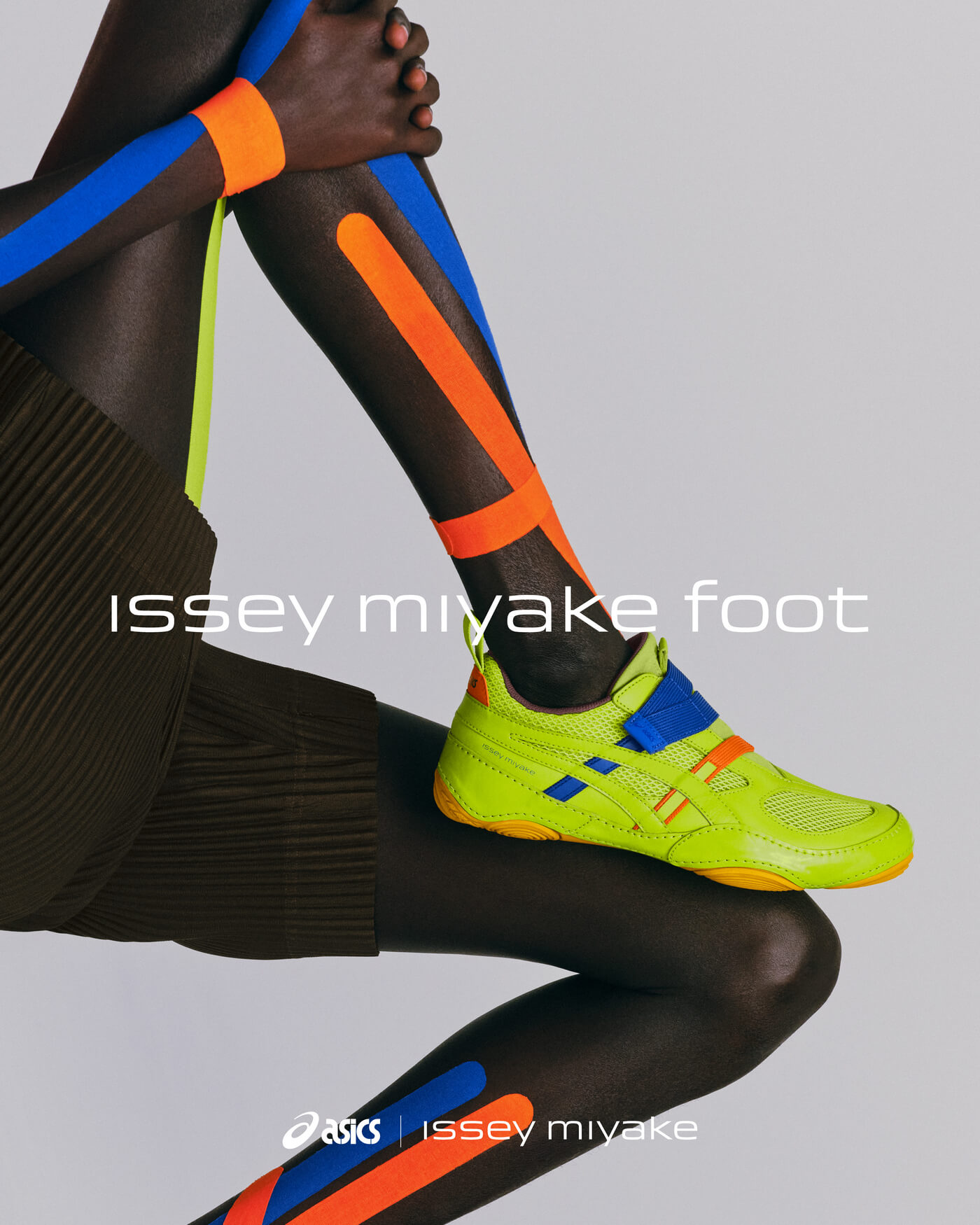 ASICS & Issey Miyake debütieren mit dem HYPER TAPING – „Re-examining the foot“
