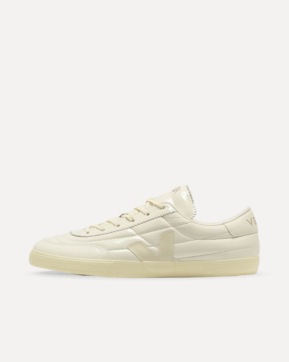 VEJA Panenka Patent Leather