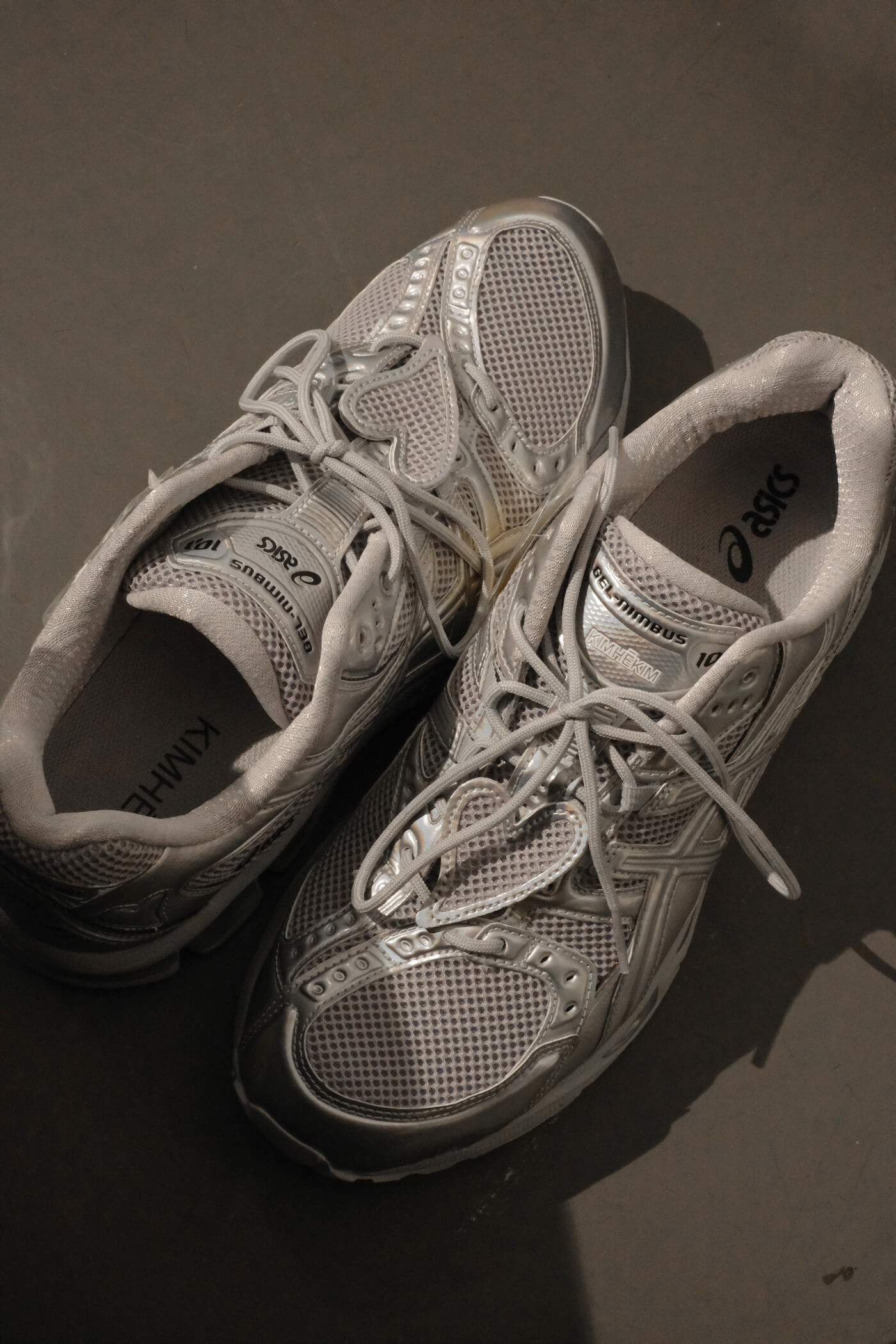 ASICS x KIMHĒKIM GEL-NIMBUS 10.1 - Pure Silver/Pure Silver - 1203A833-020