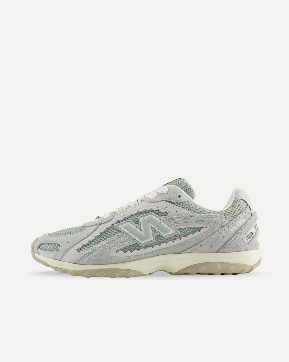 New Balance 204L