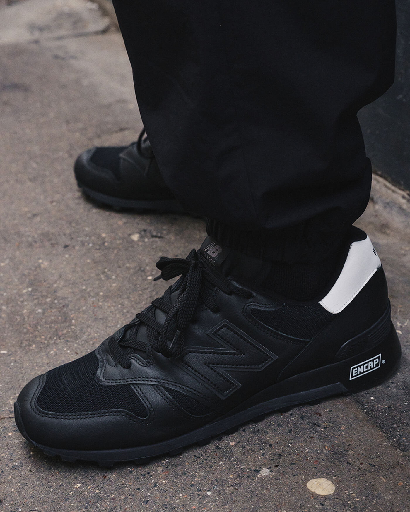 New Balance x WTAPS 1300 MiUSA - Black/White-Black Cement - U1300WT