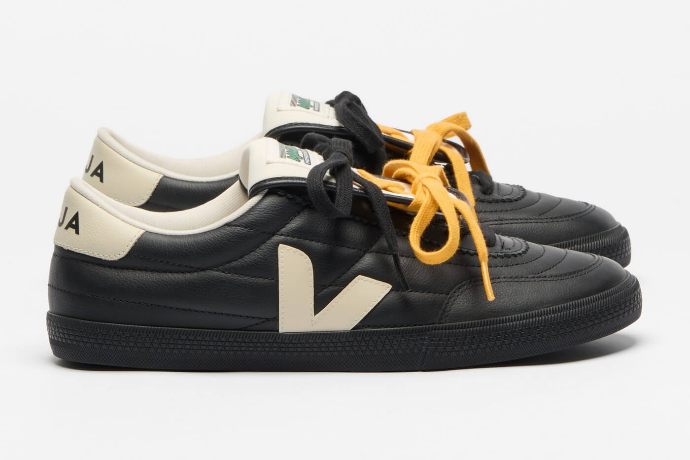 VEJA x Magliano Pankenka - Black