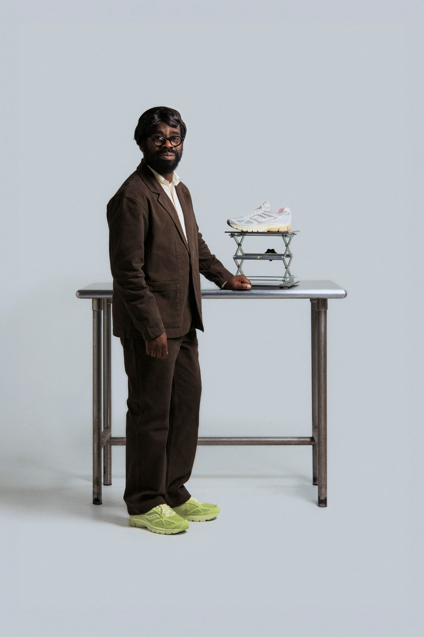 Saucony x 3sixteen bringen den Guide 7 im Vintage-Computer Look zurück