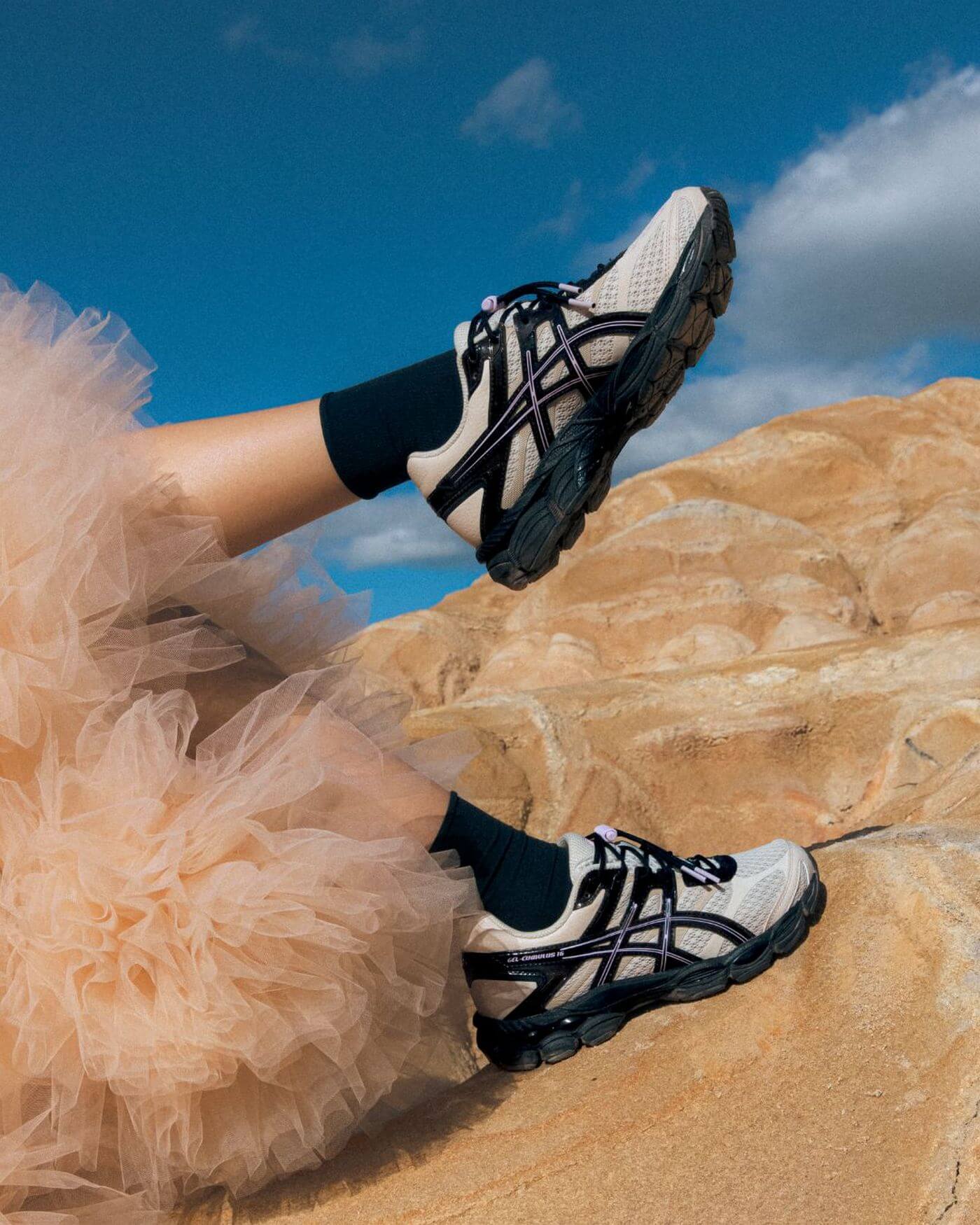 ASICS x Finesse GEL-CUMULUS 16 - Desert Rose - 1203B003-200