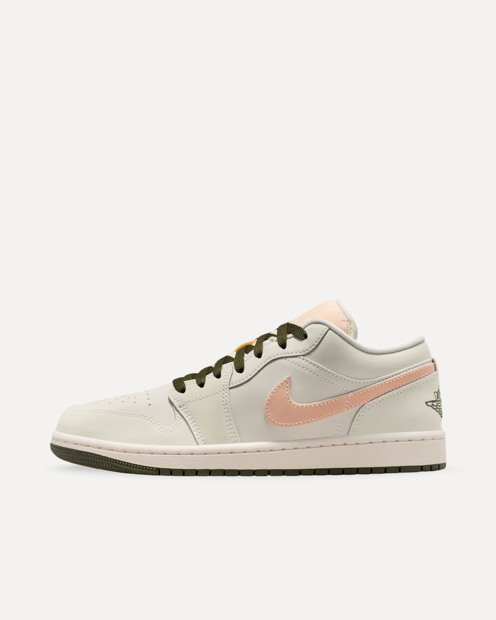 Nike Air Jordan 1 Low „Sail Crimson Tint“