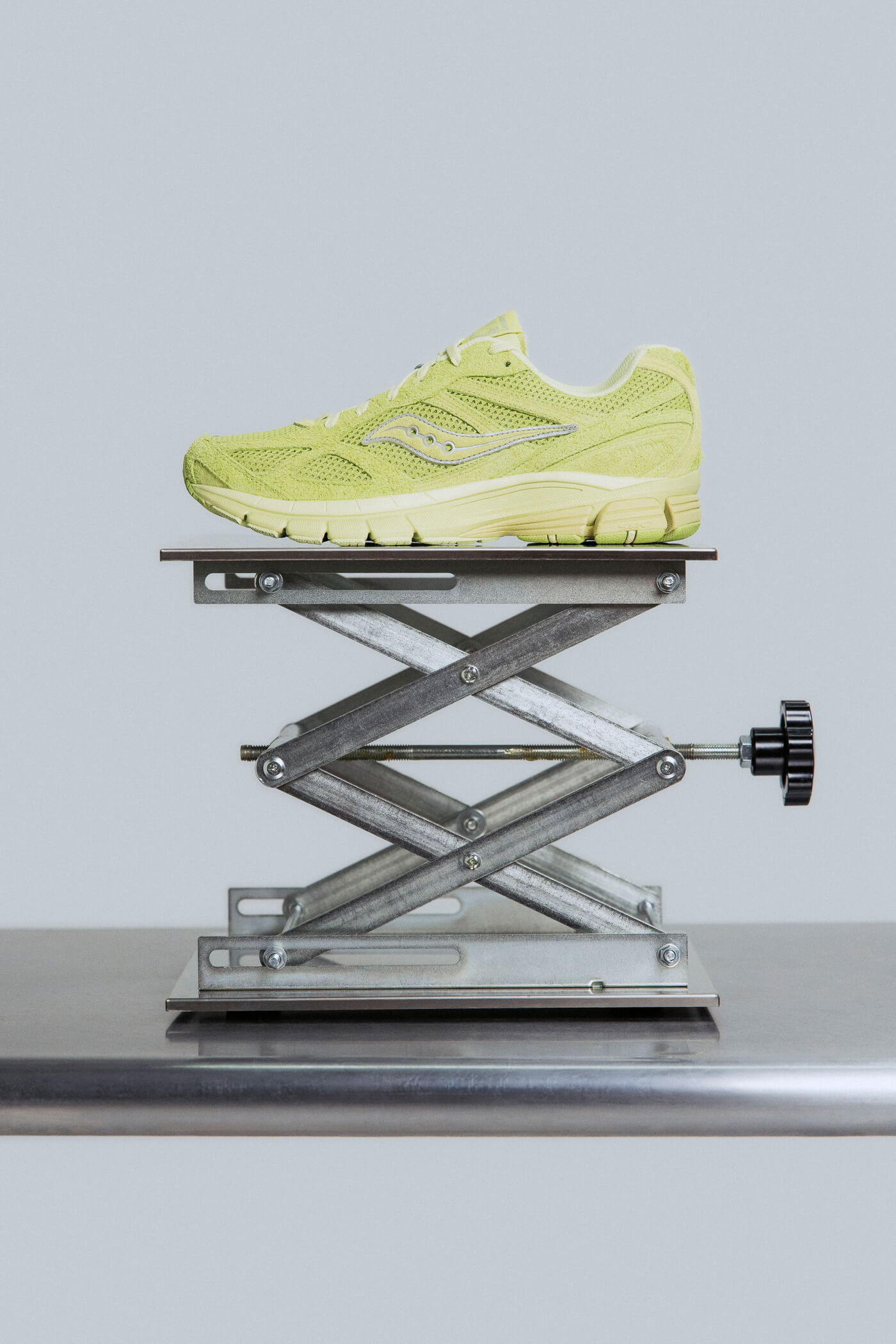 Saucony x 3sixteen ProGrid Guide 7 - Lime/Raffia - S71044-2