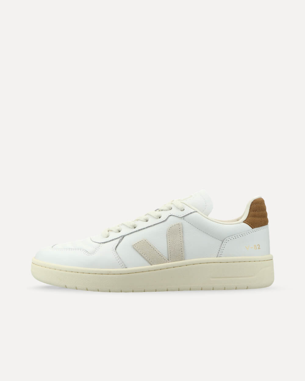 VEJA V-82 II Suede