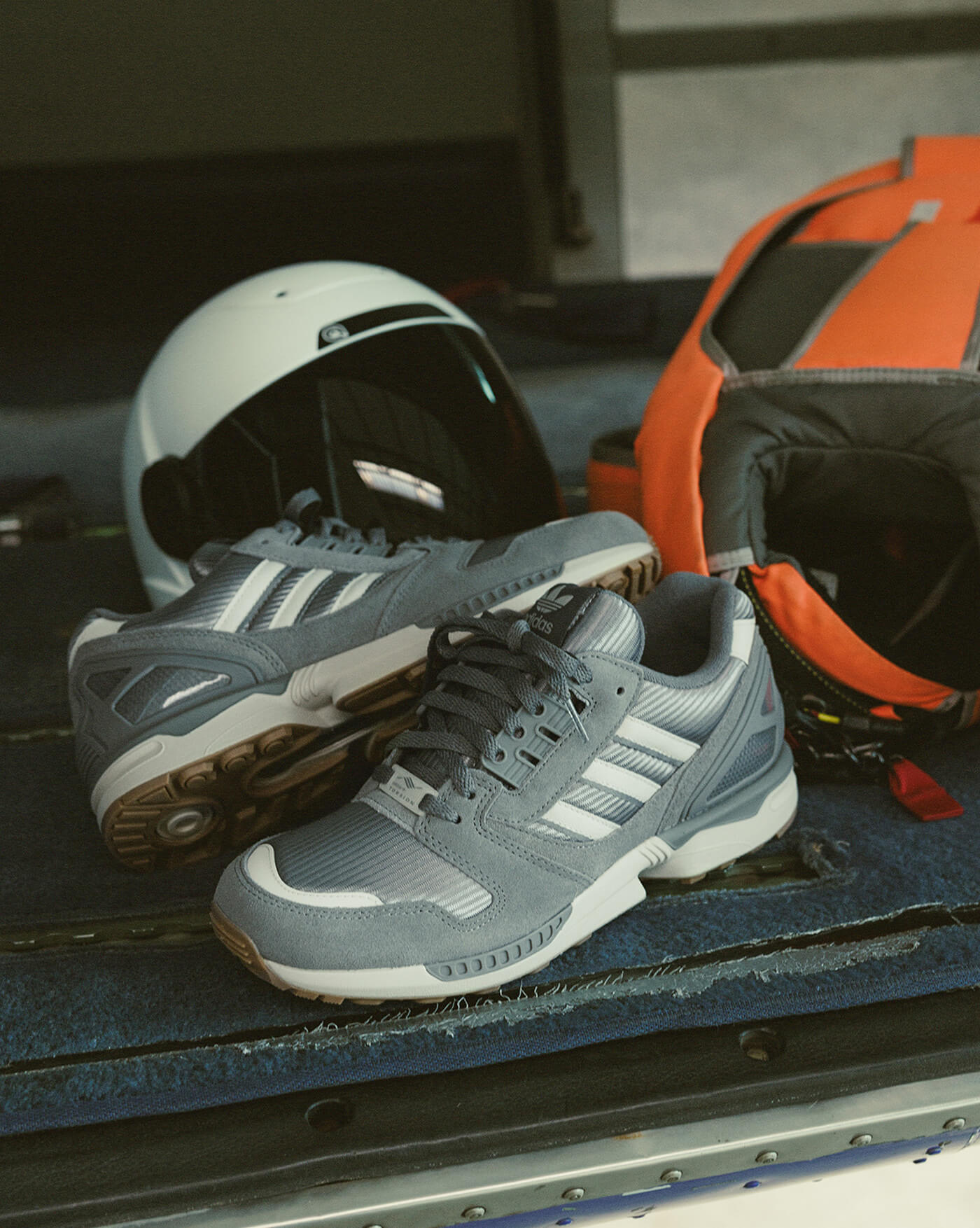 adidas ZX 8000 - Asphaltgold Exclusive - Grey Three / Wonder Beige / Grey 4 - KK4618